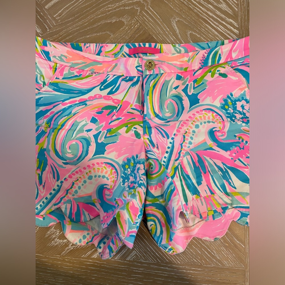 Lilly Pulitzer buttercup shorts gently worn